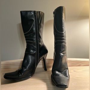 GORGEOUS Amanda Smith Square-Toe Mid-Shaft Heeled Boots